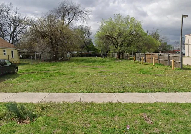 1st image of 128 S Flood Ave, Norman, OK 73069 | MLS# 1235185