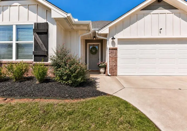Photo 1 of Single family home for sale at 9113 Anaum Ln, Yukon, OK 73099 | MLS# 1235198 | Listing updated on 2026-08-21