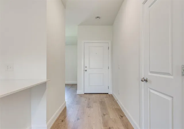 Photo 2 of Sale Pending at 917 Hazy Brk Cir, Chickasha, OK 73018 | MLS# 1235207 | Listing updated on 2026-09-08