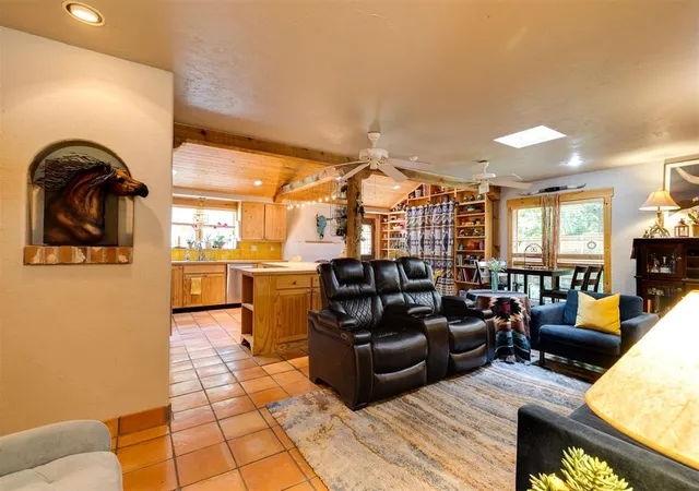 4th image of 1704 S Rankin St, Edmond, OK 73013 | MLS# 1235232