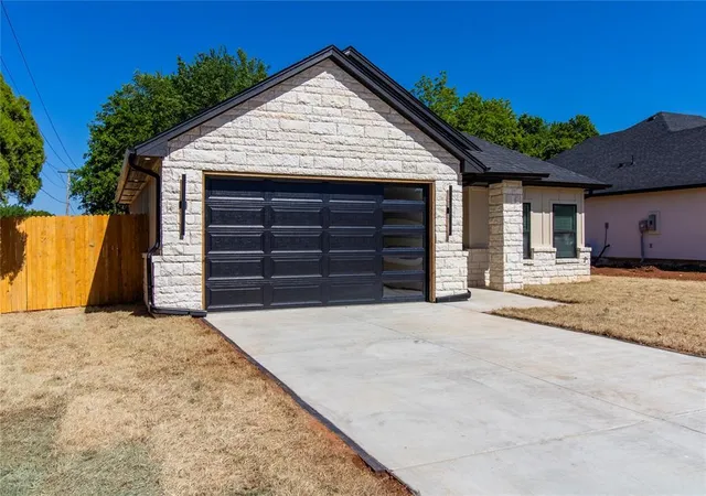 Photo 1 of Single family home for sale at 4212 N Shadybrook Dr, Oklahoma City, OK 73110 | MLS# 1235273 | Listing updated on 2026-09-03