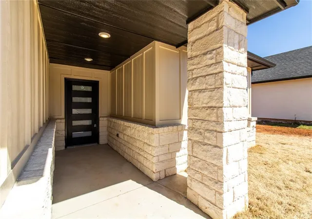 Photo 3 of Single family home for sale at 4212 N Shadybrook Dr, Oklahoma City, OK 73110 | MLS# 1235273 | Listing updated on 2026-09-03