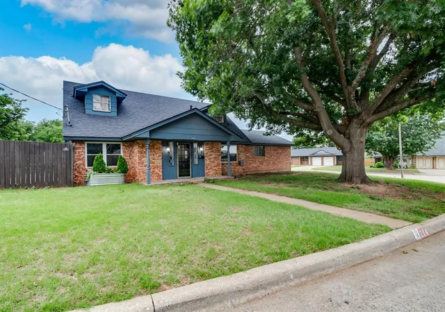 18th image of 214 Del Mar Dr, Yukon, OK 73099 | MLS# 1235286