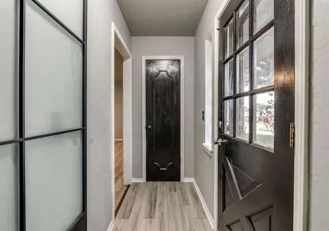 5th image of 214 Del Mar Dr, Yukon, OK 73099 | MLS# 1235286