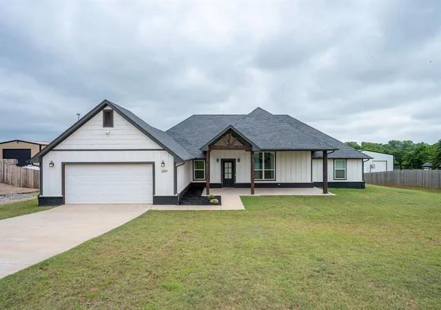 Homes for sale in Blanchard, OK | 1419 County Street 2977, Blanchard, OK 73010 | MLS# 1235296