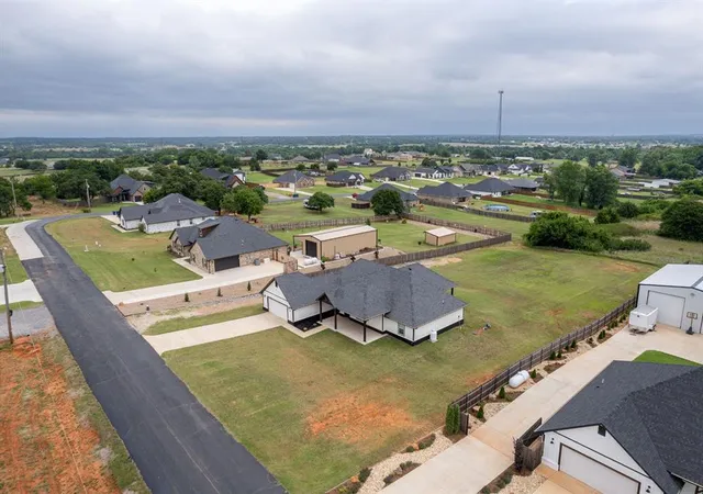 Homes for sale in Blanchard, OK | 1419 County Street 2977, Blanchard, OK 73010 | MLS# 1235296