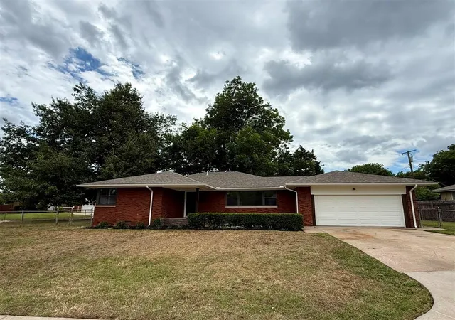 Photo 2 of Single family home for sale at 3205 Otterson Dr, Oklahoma City, OK 73112 | MLS# 1235297 | Listing updated on 2026-09-04