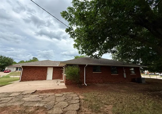 Photo 31 of Single family home for sale at 3205 Otterson Dr, Oklahoma City, OK 73112 | MLS# 1235297 | Listing updated on 2026-09-04