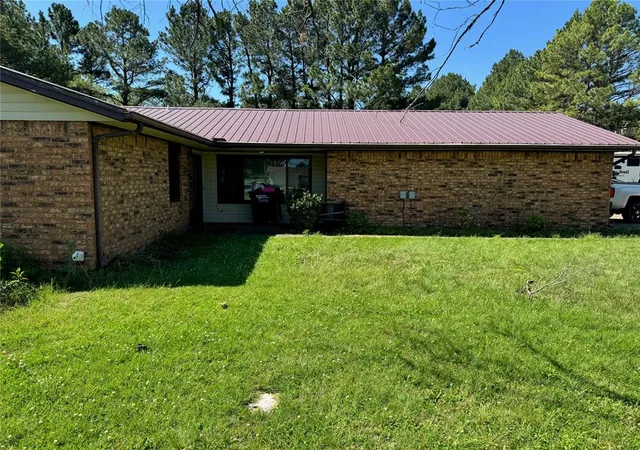 1st image of 45203 Hwy 3 Hwy, Shawnee, OK 74801 | MLS# 1235299