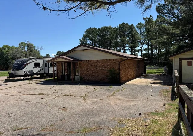 2nd image of 45203 Hwy 3 Hwy, Shawnee, OK 74801 | MLS# 1235299