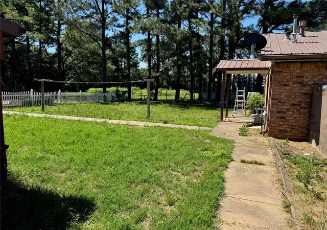3rd image of 45203 Hwy 3 Hwy, Shawnee, OK 74801 | MLS# 1235299