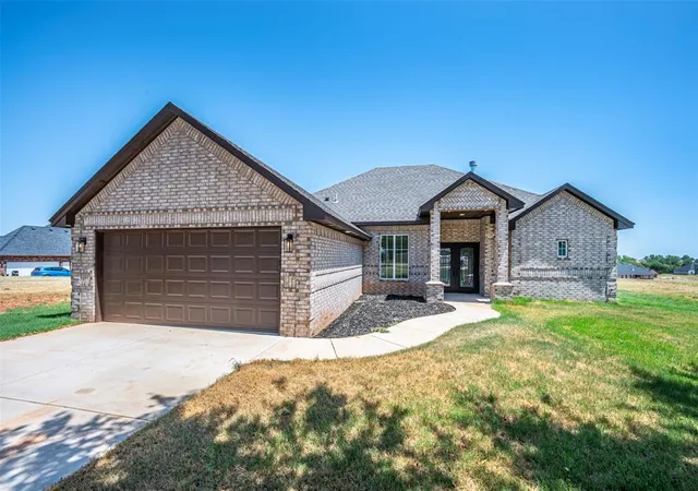 2nd image of 1139 Destiny Hills Dr, Blanchard, OK 73010 | MLS# 1235302