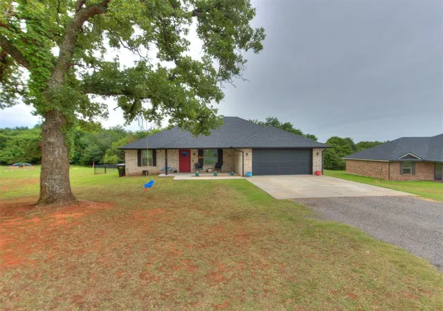 Homes for sale in Blanchard, OK | 2481 County Road 1328, Blanchard, OK 73010 | MLS# 1235307