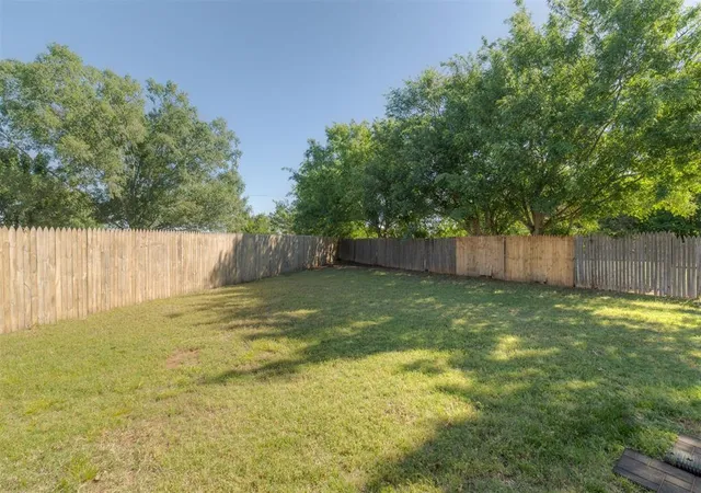 49th image of 301 Whitman Ct, Edmond, OK 73003 | MLS# 1235309