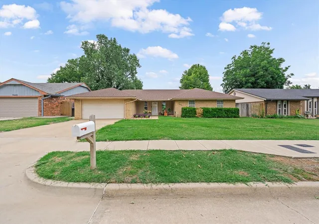 Photo 4 of Sale Pending at 7601 Eastgate Dr, Oklahoma City, OK 73162 | MLS# 1235316 | Listing updated on 2026-08-02