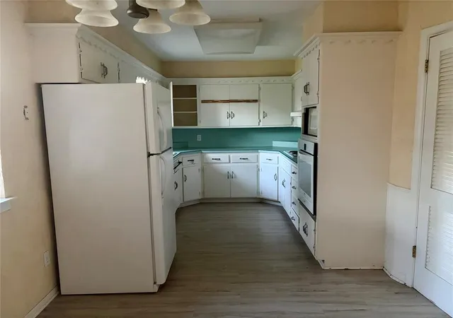 Photo 3 of Sale Pending at 4116 Nw 61st Terrace, Oklahoma City, OK 73112 | MLS# 1235323 | Listing updated on 2026-08-08