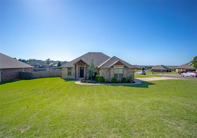 Photo 3 of Single family home for sale at 1799 Appaloosa Dr, Blanchard, OK 73010 | MLS# 1235329 | Listing updated on 2026-06-20