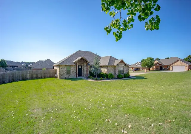 Photo 3 of Single family home for sale at 1799 Appaloosa Dr, Blanchard, OK 73010 | MLS# 1235329 | Listing updated on 2026-06-20