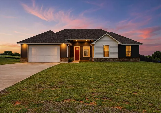 Homes for sale in Washington, OK | 17319 290th Street Street, Washington, OK 73093 | MLS# 1235333