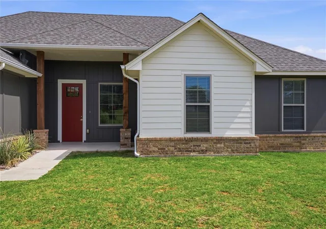 Homes for sale in Washington, OK | 17319 290Th Street Street, Washington, OK 73093 | MLS# 1235333