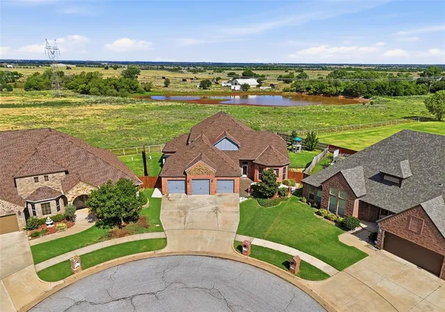 Photo 4 of Sale Pending at 9329 NW 134th Terrace, Yukon, OK 73099 | MLS# 1235355 | Listing updated on 2026-08-22