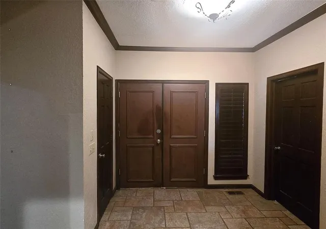 Homes for sale in Oklahoma City, OK | 11300 N Pennsylvania Ave #109, Oklahoma City, OK 73120 | MLS# 1235366
