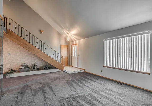 Photo 2 of Sale Pending at 6309 S Robinson Dr, Oklahoma City, OK 73139 | MLS# 1235368 | Listing updated on 2026-08-20