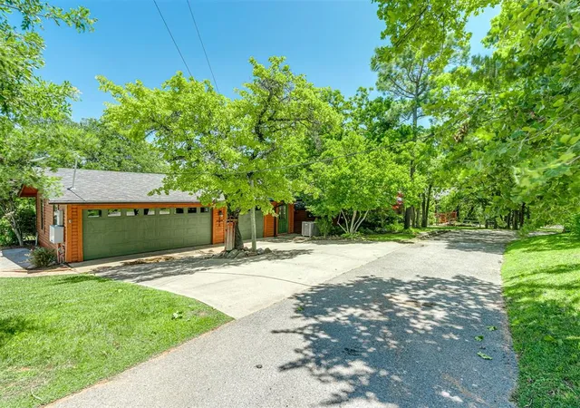 5th image of 2101 E Lakewood Dr, Guthrie, OK 73044 | MLS# 1235371