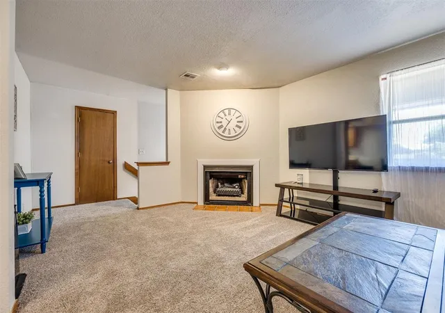 5th image of 11421 Springhollow Rd #1102, Oklahoma City, OK 73120 | MLS# 1235372