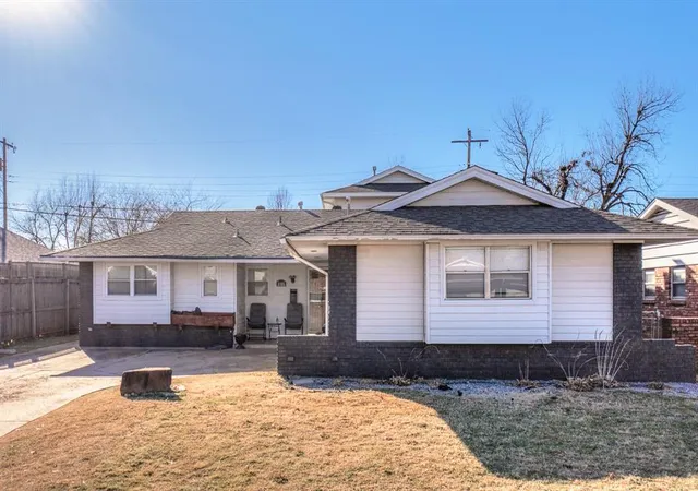 Photo 1 of Sale Pending at 3105 N Viewpoint Dr, Oklahoma City, OK 73110 | MLS# 1235381 | Listing updated on 2026-08-21