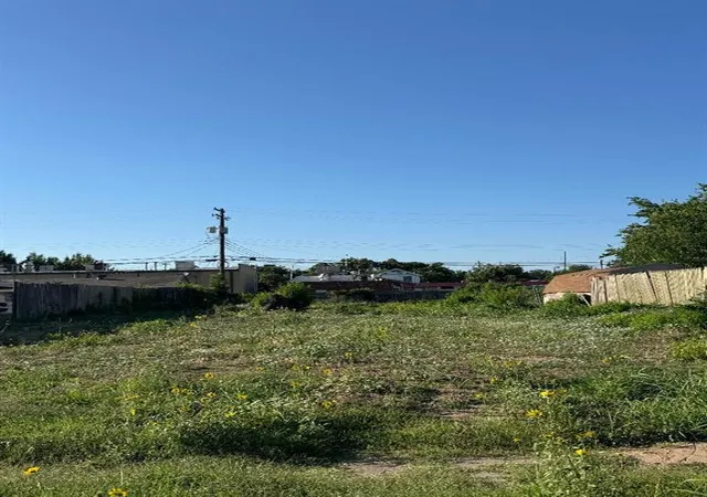 Photo 1 of Land for sale at 1613 Nw 22nd Street, Oklahoma City, OK 73106 | MLS# 1235384 | Listing updated on 2026-07-15
