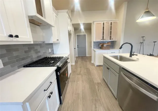 Photo 3 of Single family home for sale at 1901 Hamzas Ct, Yukon, OK 73099 | MLS# 1235400 | Listing updated on 2026-10-03