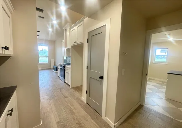 Photo 4 of Single family home for sale at 1901 Hamzas Ct, Yukon, OK 73099 | MLS# 1235400 | Listing updated on 2026-10-03