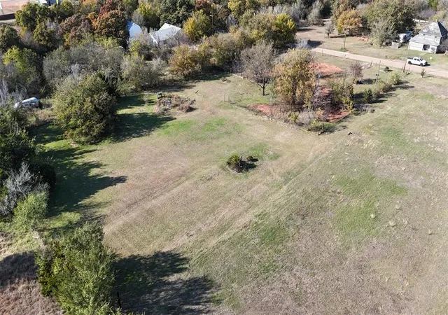 19th image of 1609 E Roosevelt Ave, Guthrie, OK 73044 | MLS# 1235417