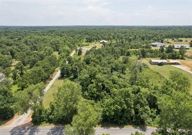 Homes for sale in Mc Loud, OK | 29473 Lake Dr, Mc Loud, OK 74851 | MLS# 1235427