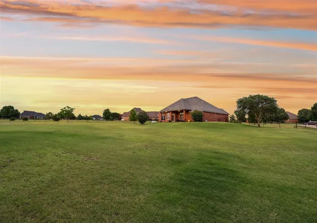 Homes for sale in Blanchard, OK | 2267 Sandpiper Dr, Blanchard, OK 73010 | MLS# 1235439
