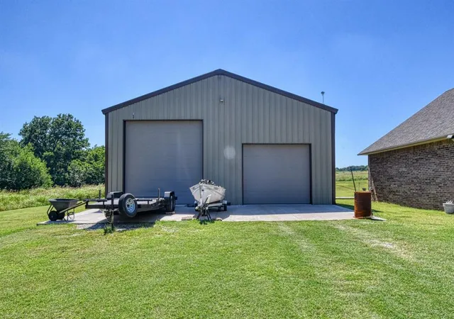 Homes for sale in Stratford, OK | 4001 County Road 1520, Stratford, OK 74872 | MLS# 1235461