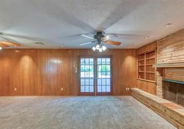 Photo 3 of Single family home for sale at 620 Terrace Pl, Norman, OK 73069 | MLS# 1235462 | Listing updated on 2026-08-31