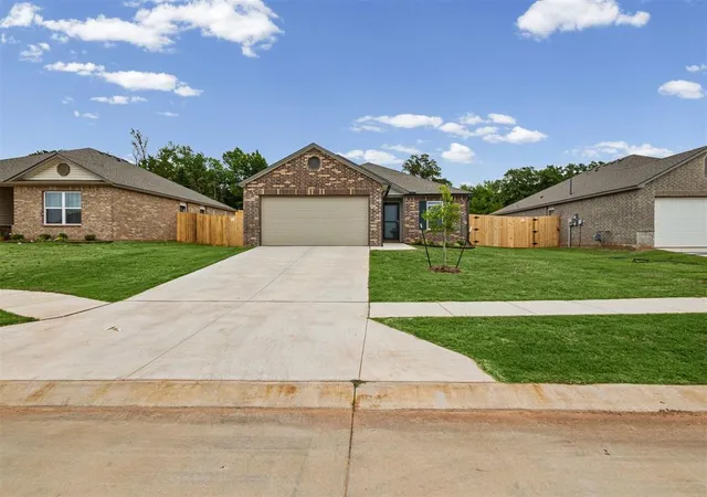Homes for sale in Harrah, OK | 3880 Ada Ave, Harrah, OK 73045 | MLS# 1235471
