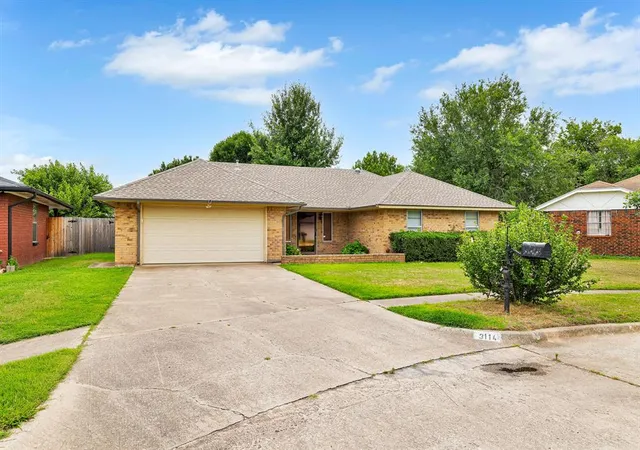 Homes for sale in Bethany, OK | 3114 N Wheeler Cirs, Bethany, OK 73008 | MLS# 1235472