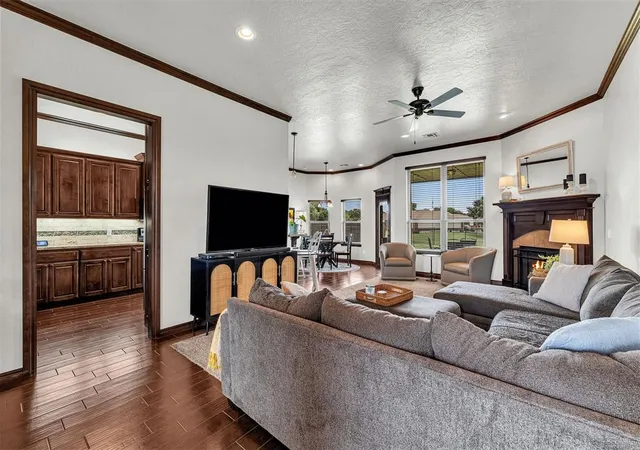 5th image of 2570 Kadlan Dr, El Reno, OK 73036 | MLS# 1235492