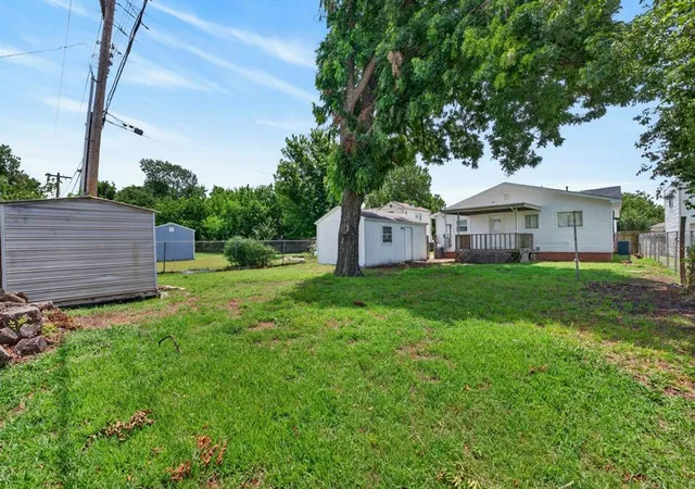 Homes for sale in Midwest City, OK | 217 E Ercoupe Dr, Midwest City, OK 73110 | MLS# 1235505