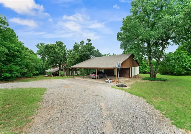 2nd image of 1101 S Post Rd, Guthrie, OK 73044 | MLS# 1235509