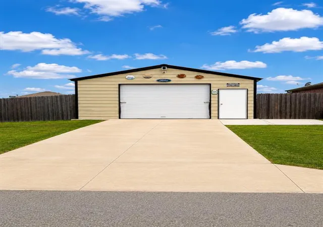 4th image of 10432 Cindy Joy, Shawnee, OK 74804 | MLS# 1235510