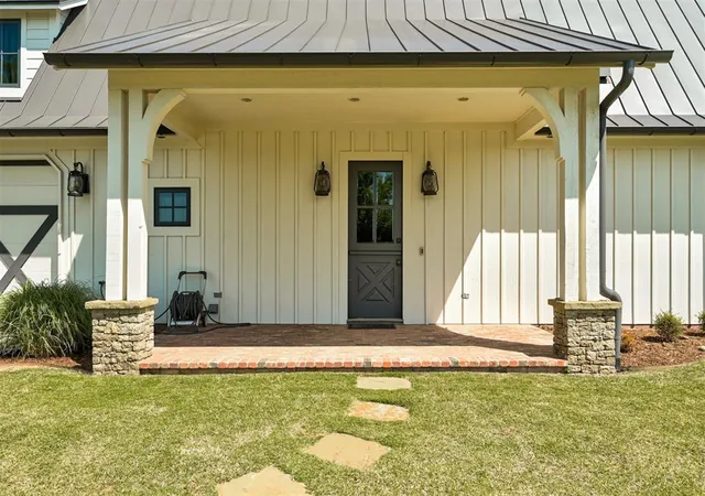 Photo 3 of Single family home for sale at 3110 W Waterloo Rd, Edmond, OK 73025 | MLS# 1235516 | Listing updated on 2026-06-19