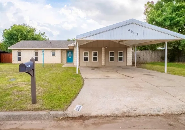 2nd image of 4603 Se Ellsworth Ave, Lawton, OK 73501 | MLS# 1235521