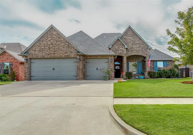 Photo 1 of Single family home for sale at 4712 Nw 151st Terrace, Edmond, OK 73013 | MLS# 1235525 | Listing updated on 2026-07-14