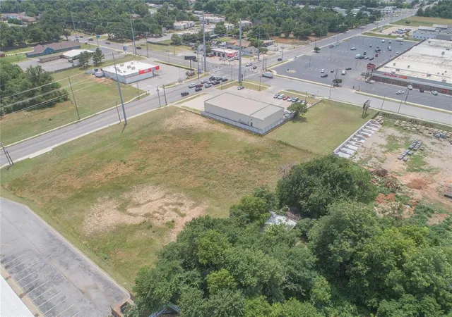 Photo 2 of Land for sale at 6909 Nw 10th Street, Oklahoma City, OK 73127 | MLS# 1235567 | Listing updated on 2026-06-24