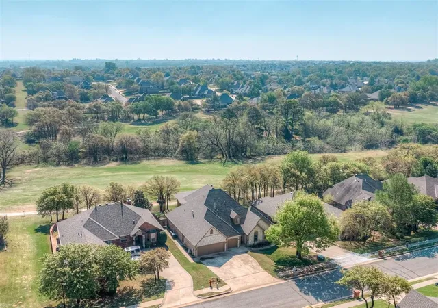 Photo 3 of Sale Pending at 3048 Garden Vista, Edmond, OK 73034 | MLS# 1235579 | Listing updated on 2026-07-17
