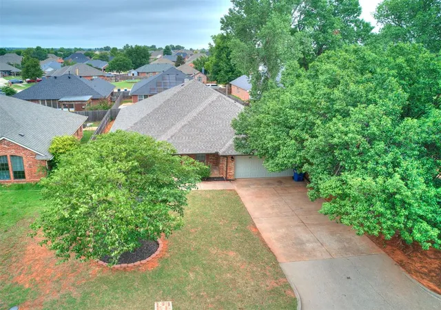 Photo 3 of Single family home for sale at 329 E Twelve Oaks Ter, Mustang, OK 73064 | MLS# 1235628 | Listing updated on 2026-09-03